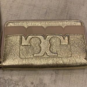 Tory Burch Wristlet